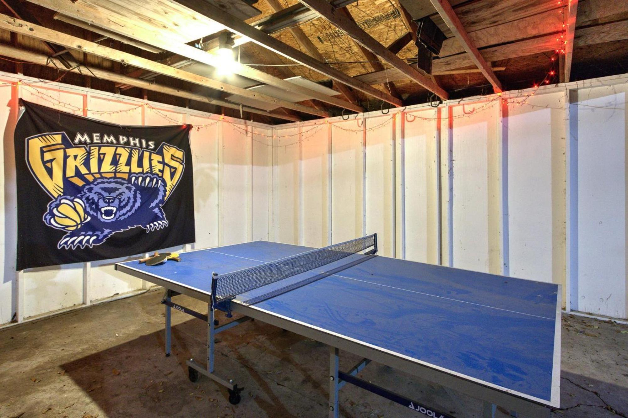 Spacious Bungalow With 6 Beds, Games, And Fire Pit - Close To Beale Street, Bbq, Graceland, & Liberty Bowl Мемфіс Екстер'єр фото